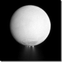 Enceladus_water_plumes_200